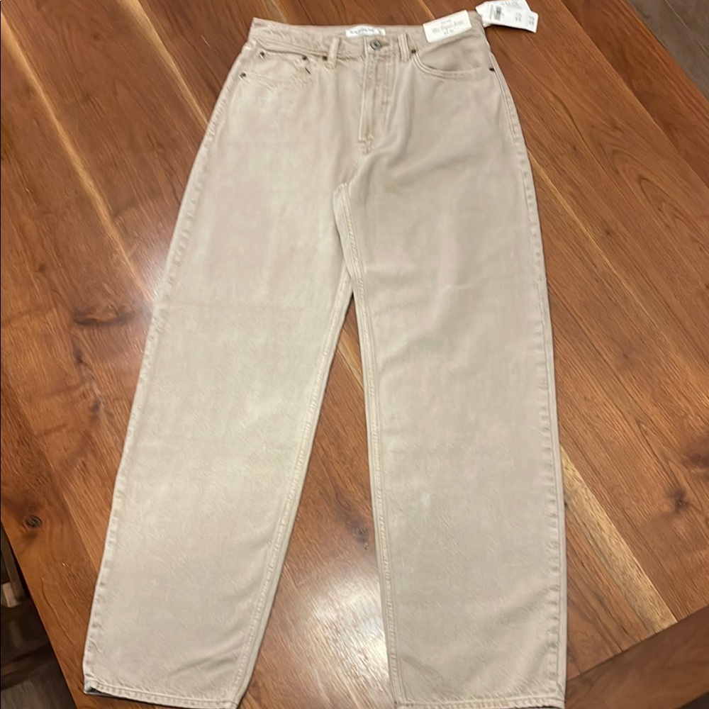 Abercrombie & Fitch Tan High Rise Jeans- new with tags